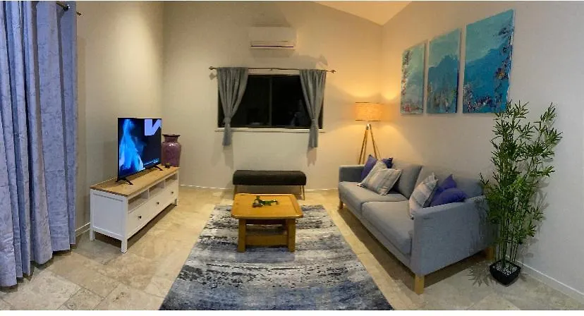 Dezen Accomodation Palmview Apartament